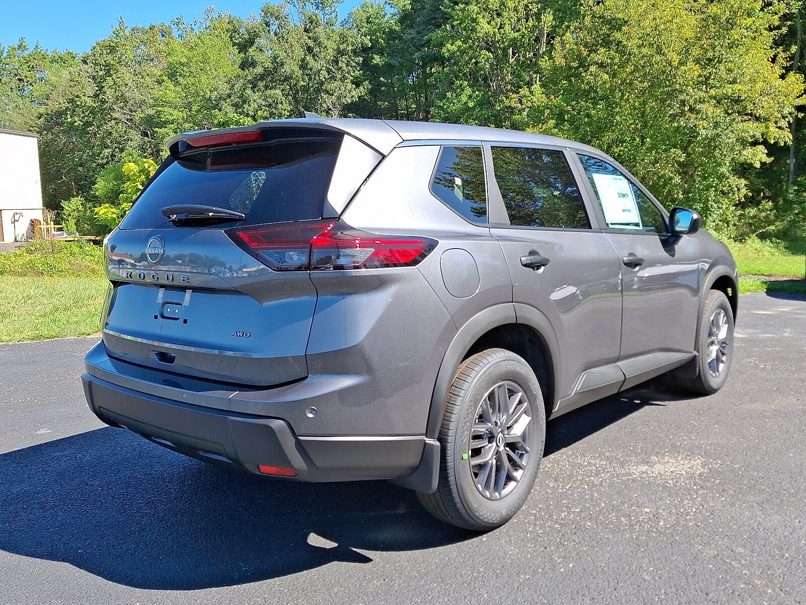 2026 Nissan Rogue S photo 2