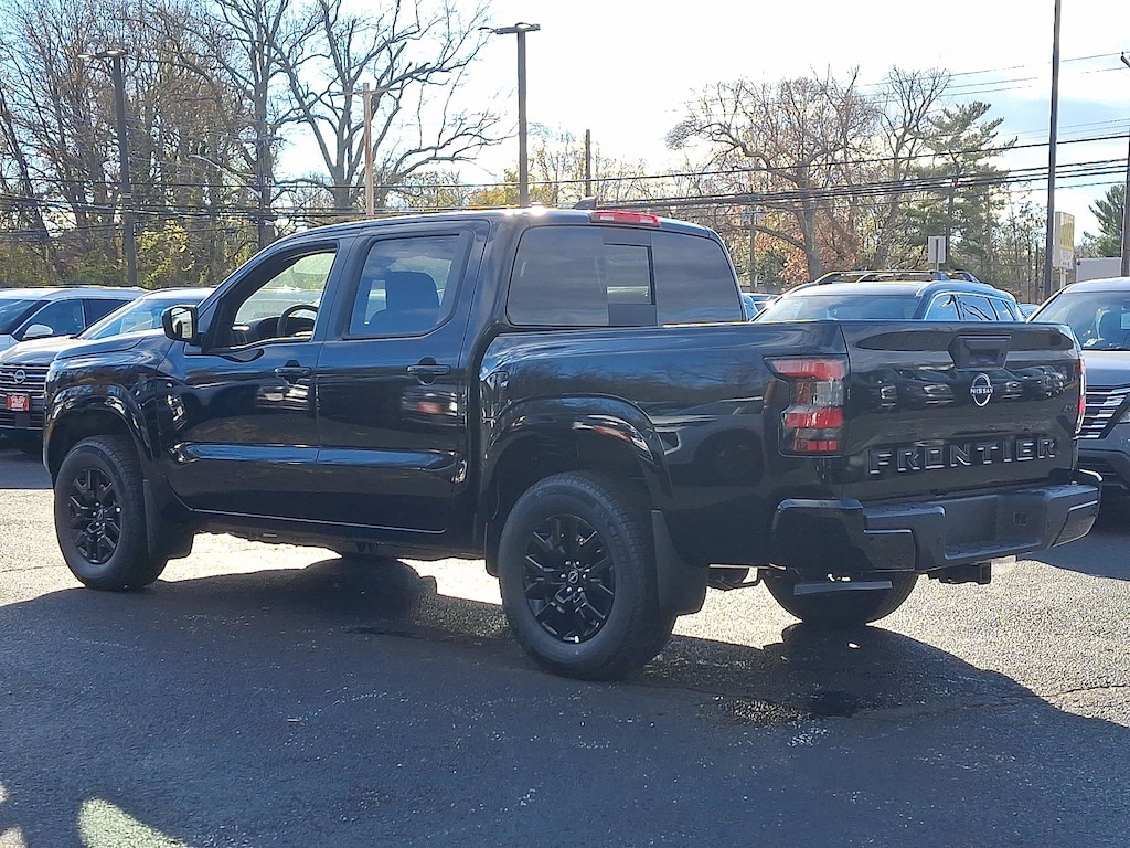 New 2026 Nissan Frontier SV Truck Crew Cab