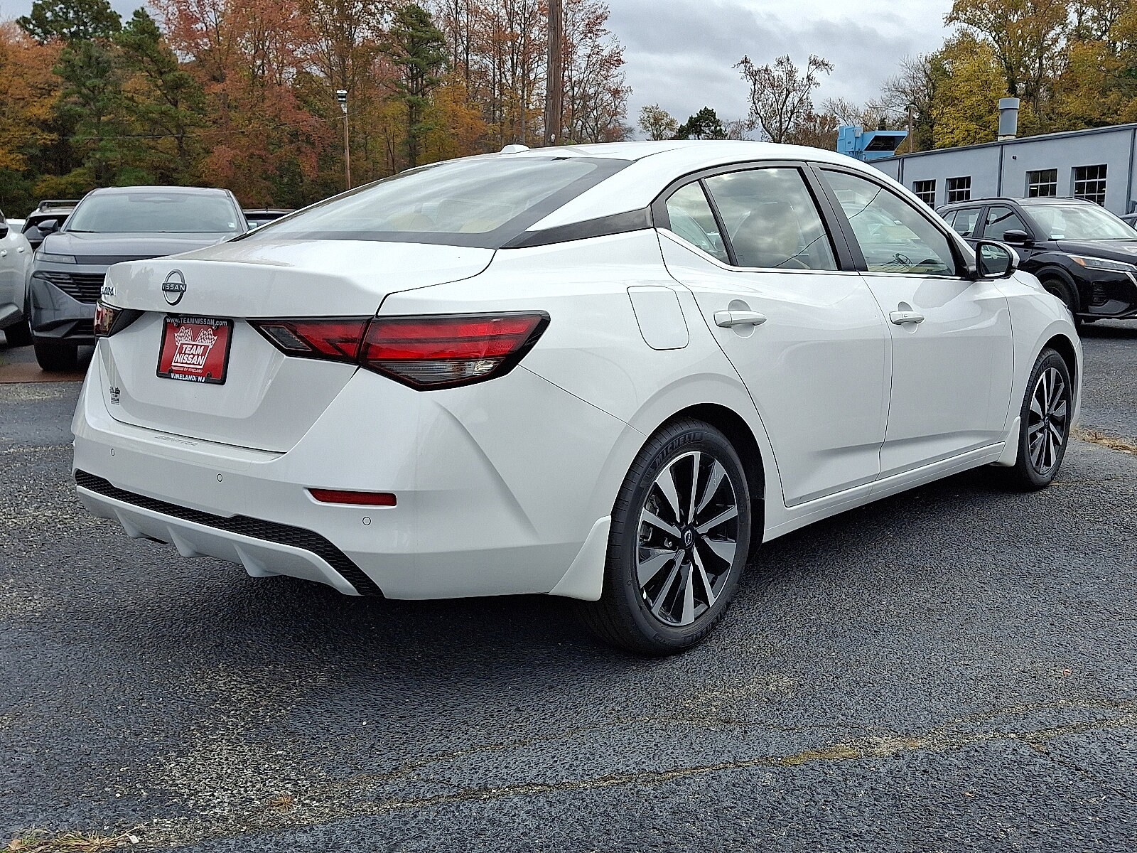2025 Nissan Sentra SV photo 4