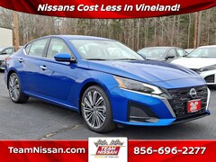 2025 Nissan Altima SL Sedan