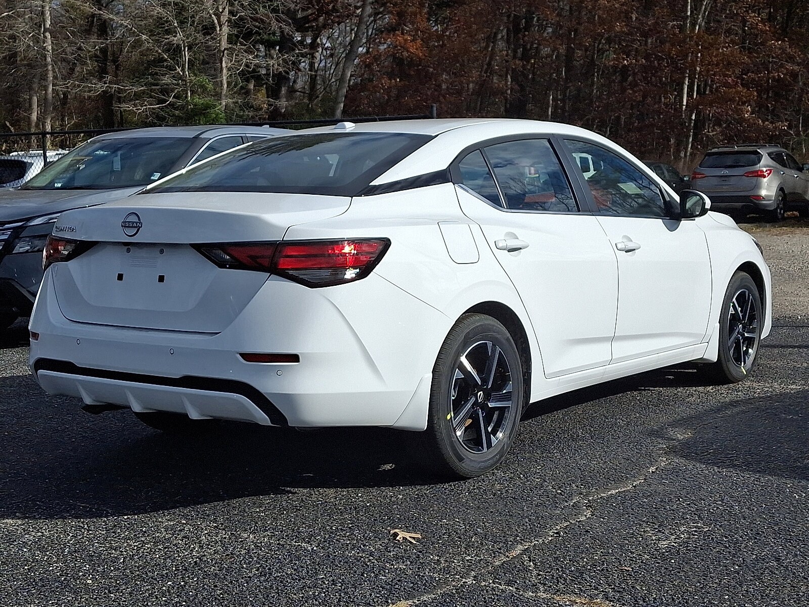 2025 Nissan Sentra SV photo 3