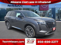 2026 Nissan Pathfinder Platinum SUV