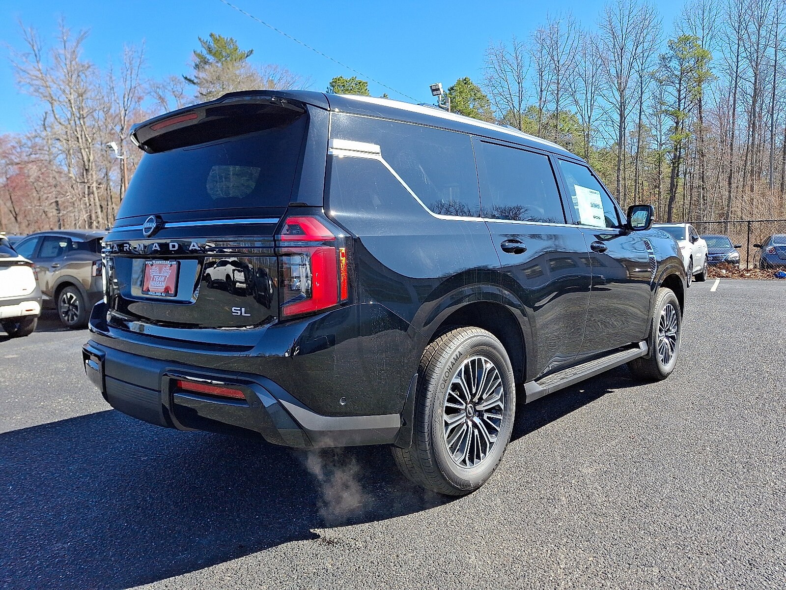 2025 Nissan Armada SL photo 4