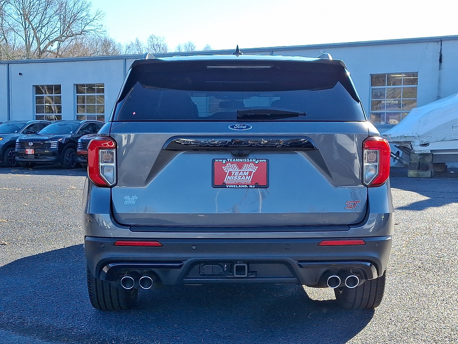 2022 Ford Explorer ST photo 4