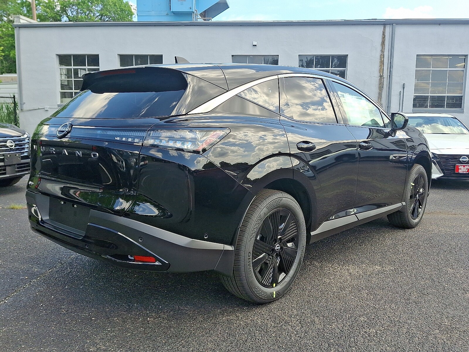 2025 Nissan Murano SV photo 3