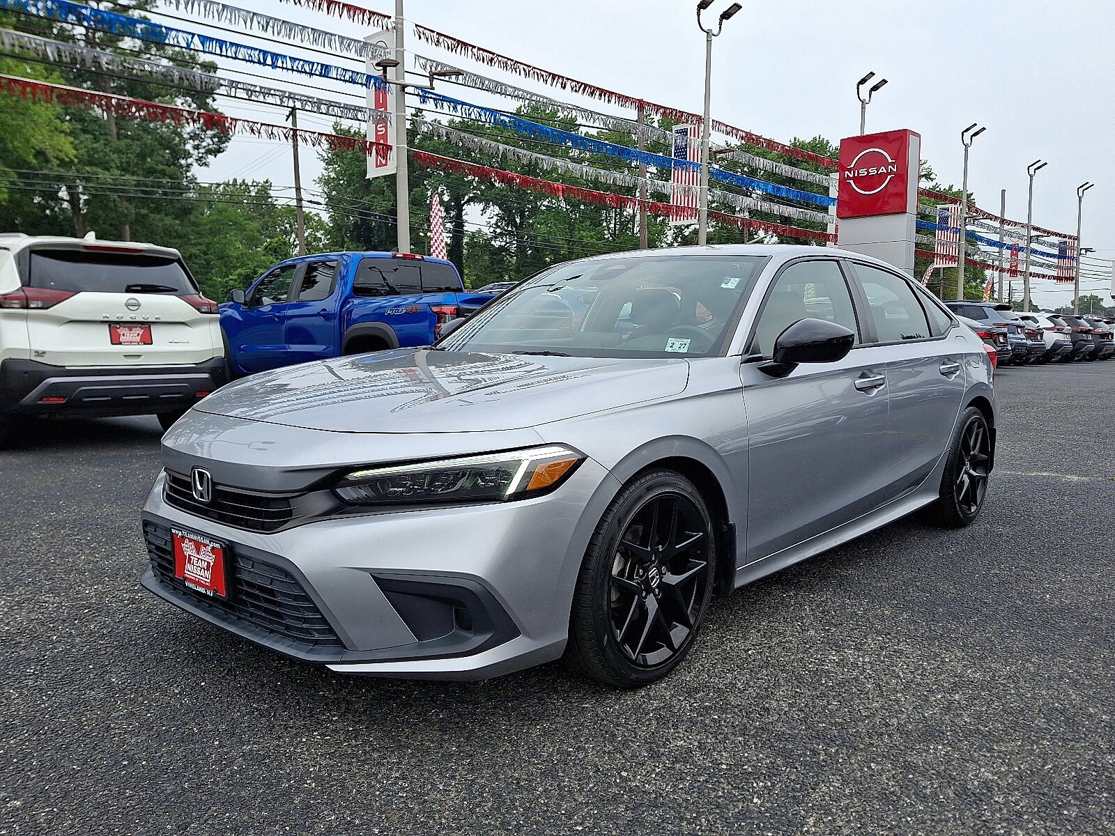 2022 Honda Civic Sport photo 3