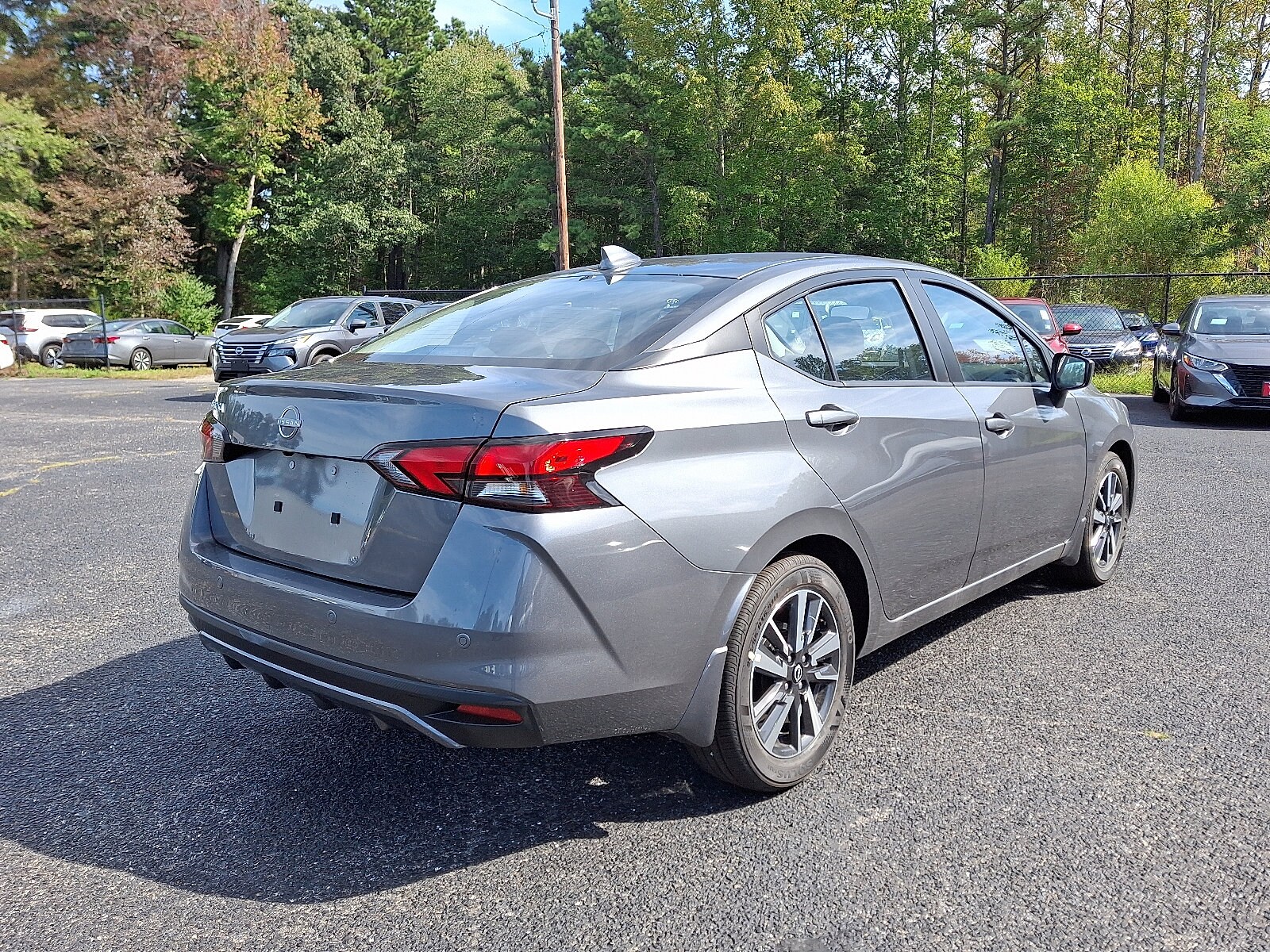 2025 Nissan Versa SV photo 3