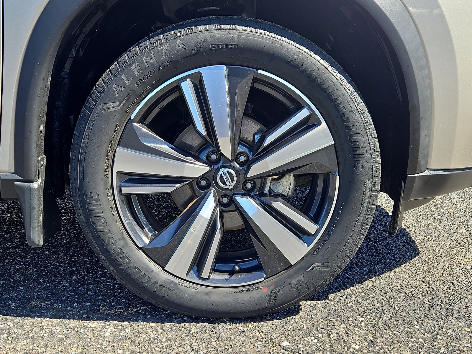 2021 Nissan Rogue SL photo 3