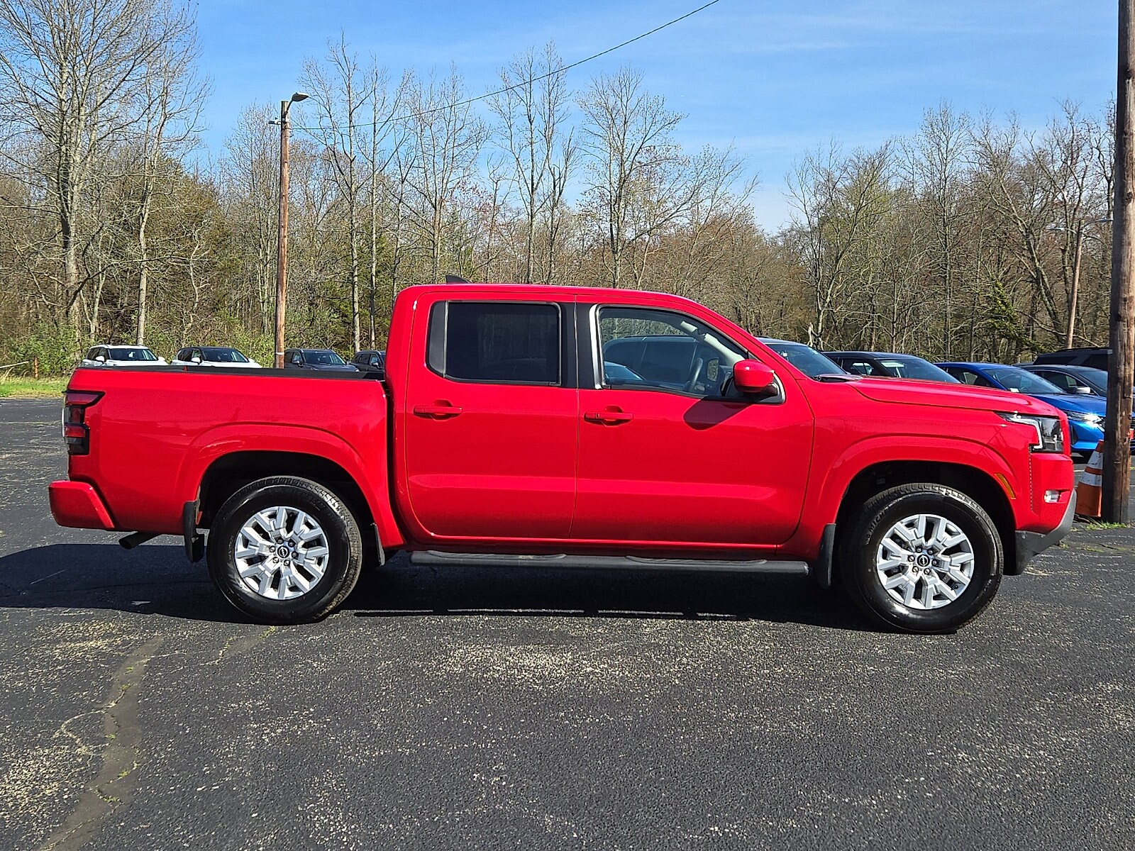 2024 Nissan Frontier SV photo 6