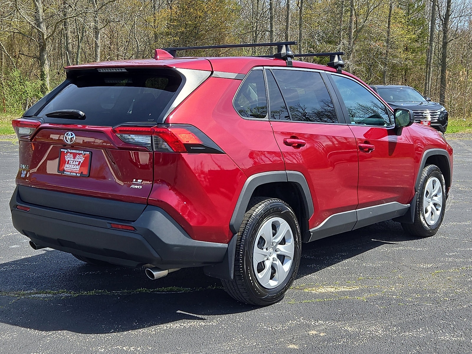 2022 Toyota RAV4 LE photo 5