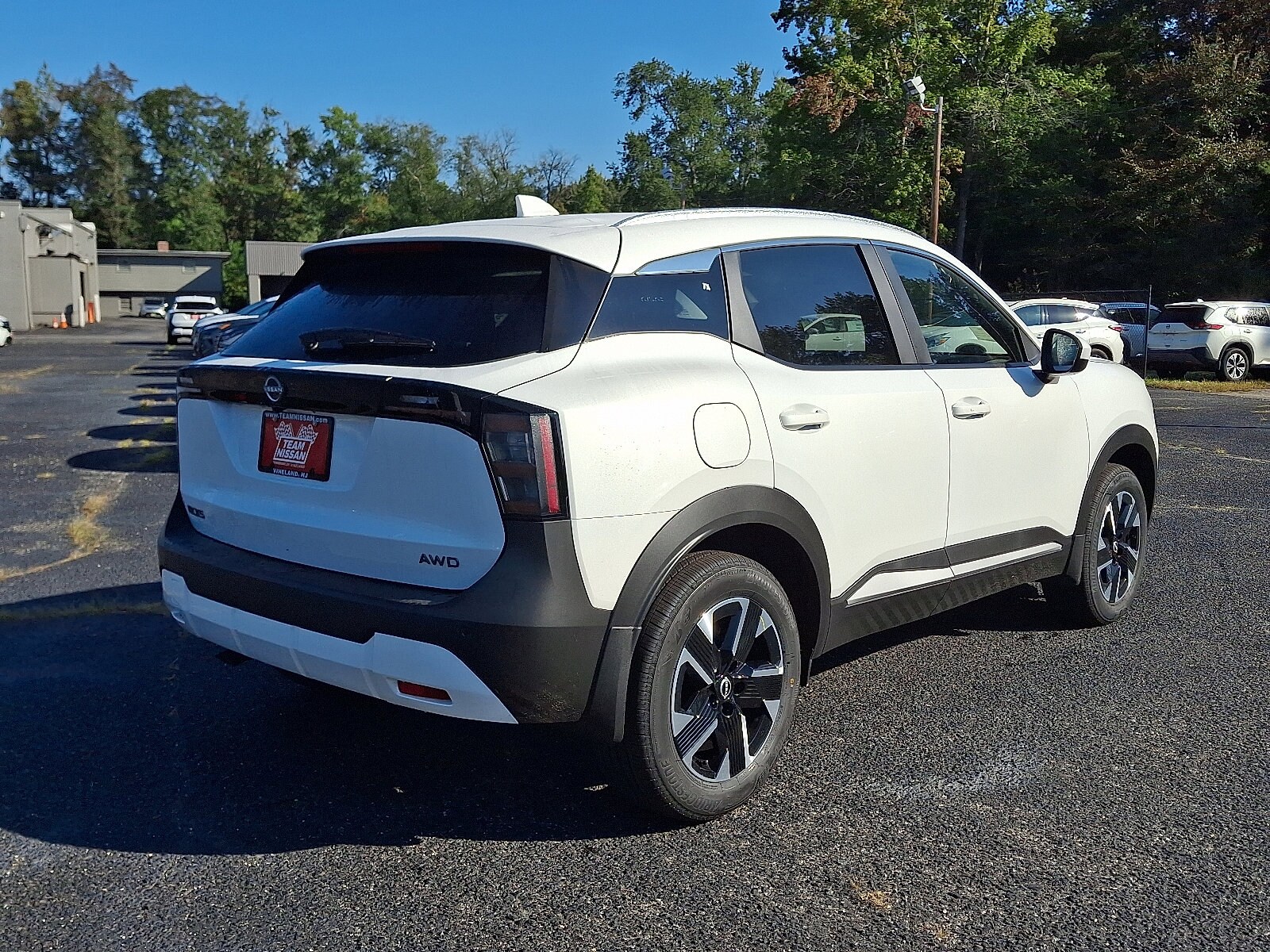 2025 Nissan Kicks SV photo 4