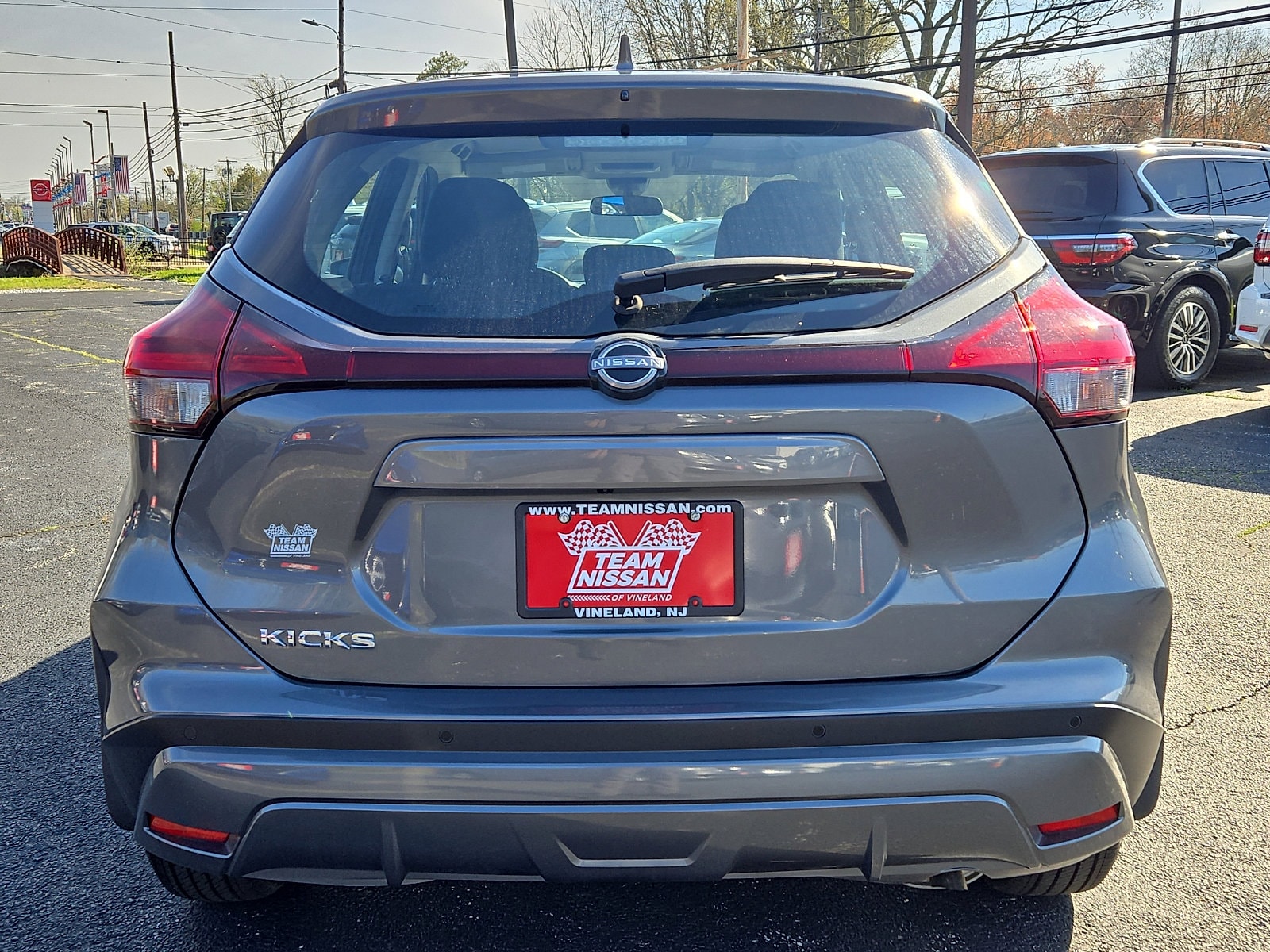 2025 Nissan Kicks Play S photo 4