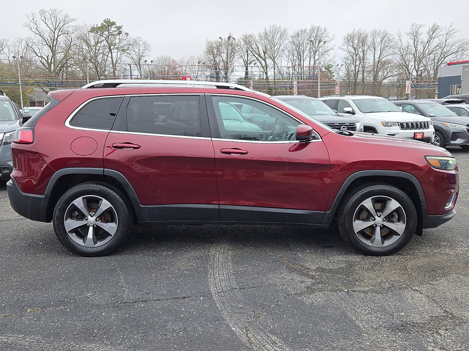 2019 Jeep Cherokee Limited photo 6