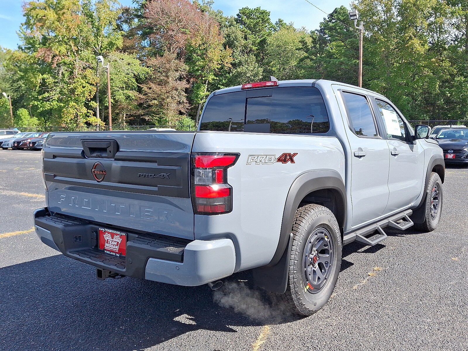 2026 Nissan Frontier PRO-4X photo 3