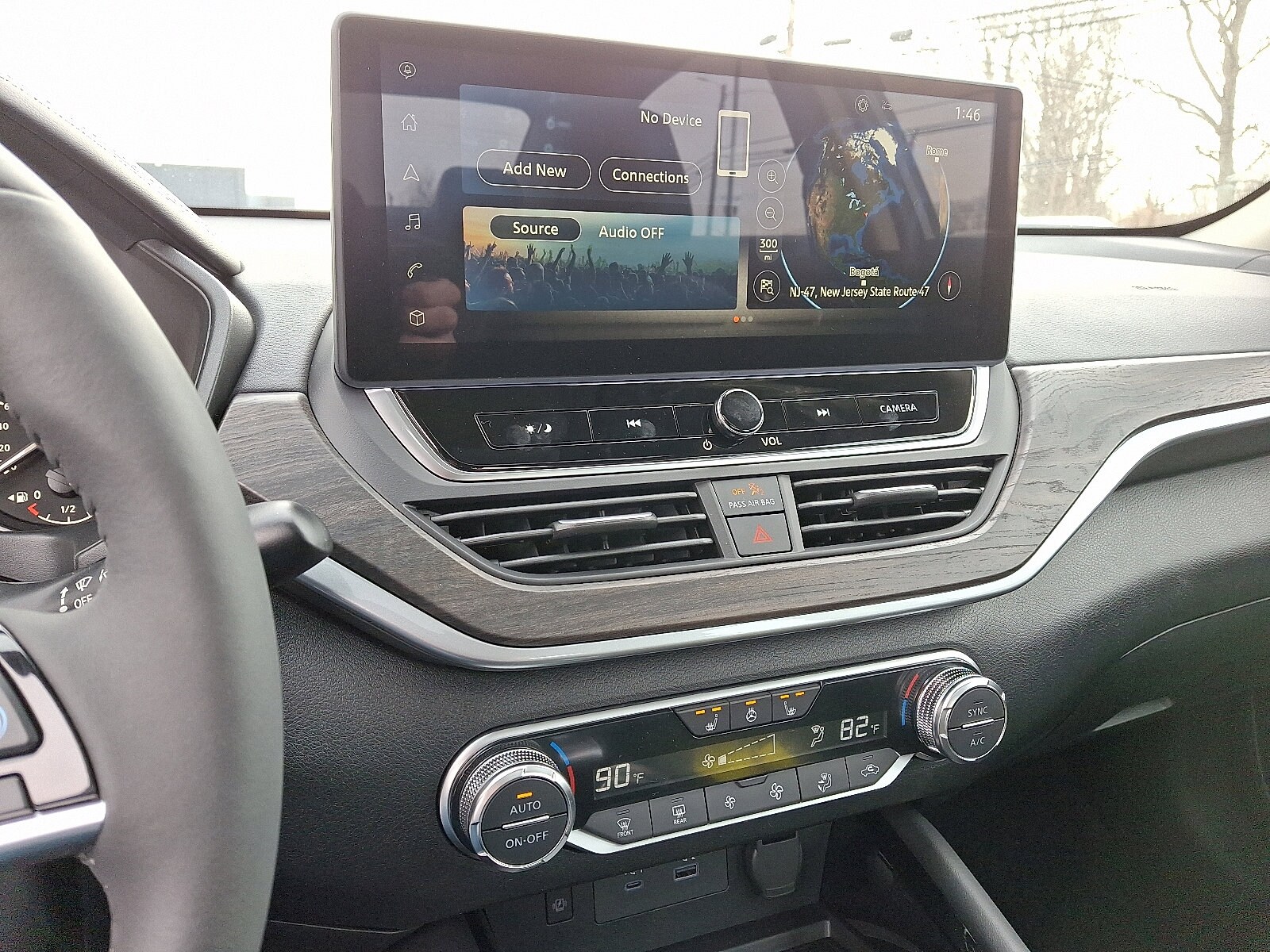 2025 Nissan Altima SL - Photo 8