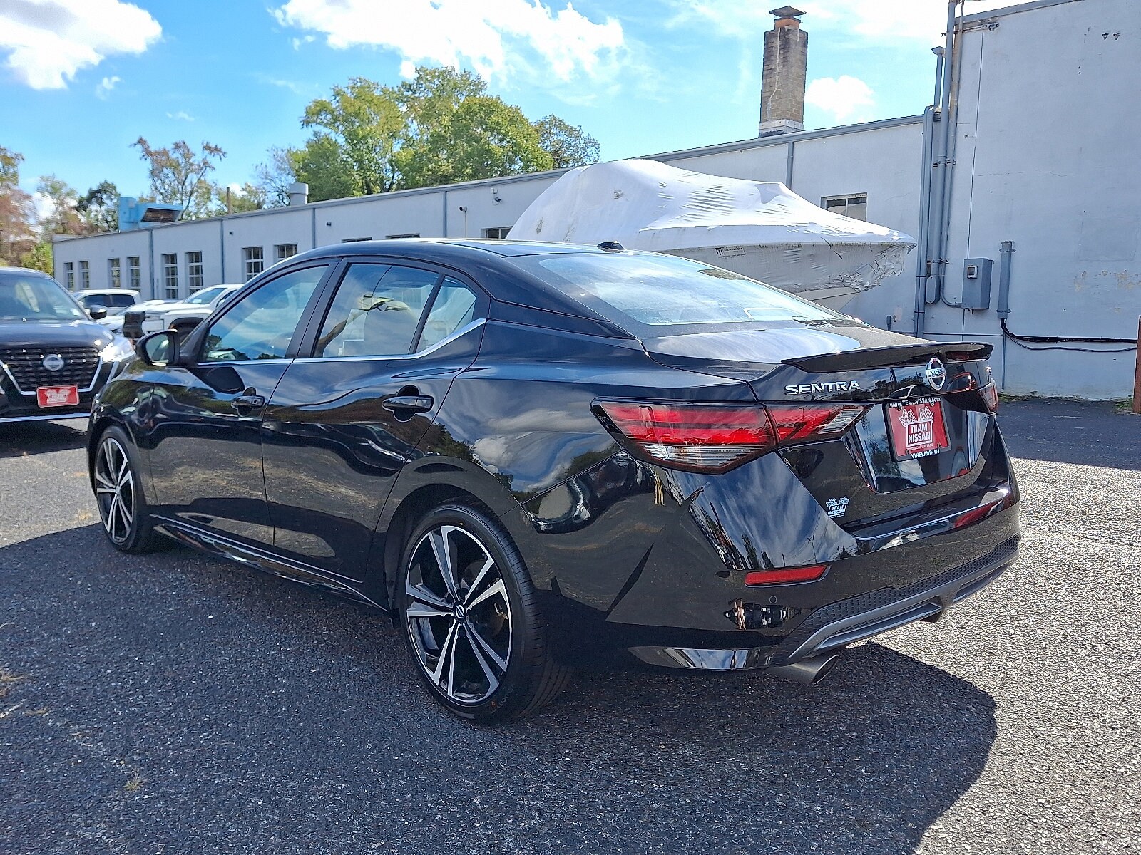 2022 Nissan Sentra SR photo 4