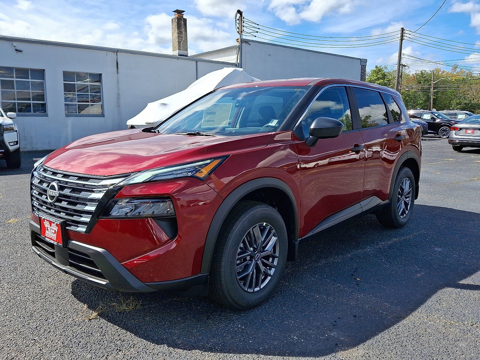 2026 Nissan Rogue S photo 2