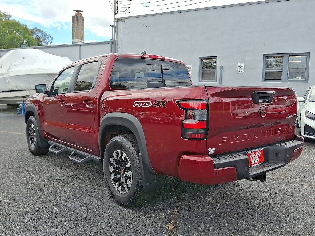 Certified 2023 Nissan Frontier PRO-4X Crew Cab 4x4 PRO-4X Auto *Ltd Avail*