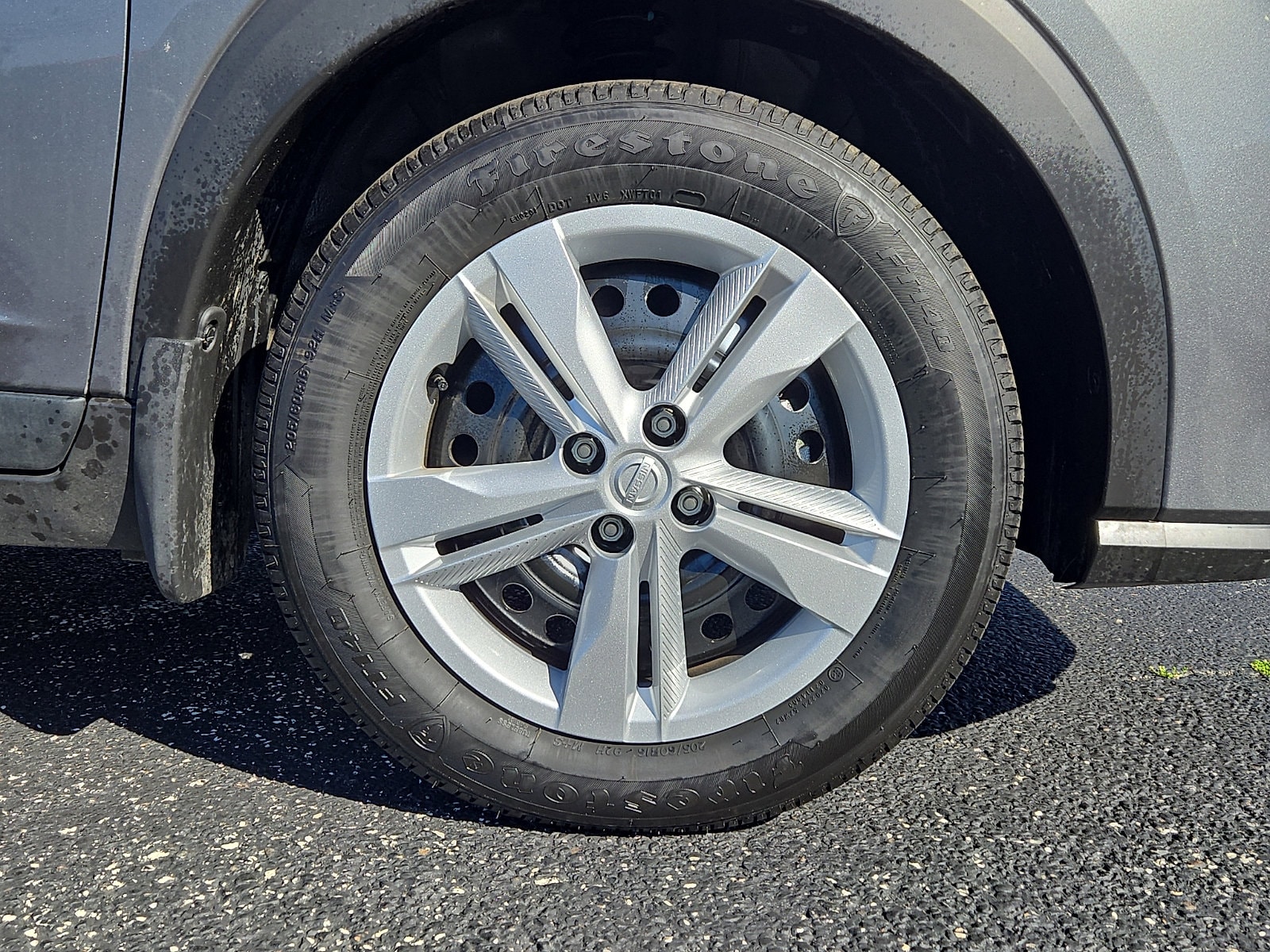 2025 Nissan Kicks Play S photo 3