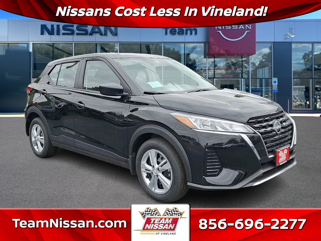 New 2025 Nissan Kicks Play S SUV