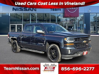 2017 Chevrolet Silverado 1500 LT 4WD Crew Cab 143.5 LT w/2LT