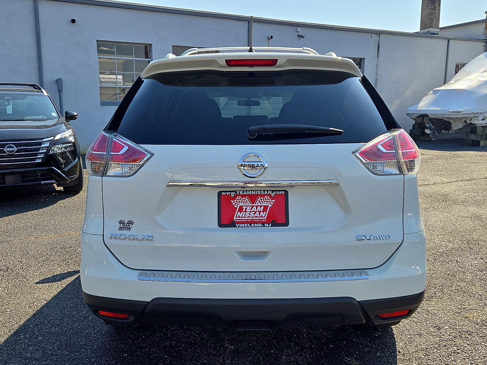 2015 Nissan Rogue SV photo 4