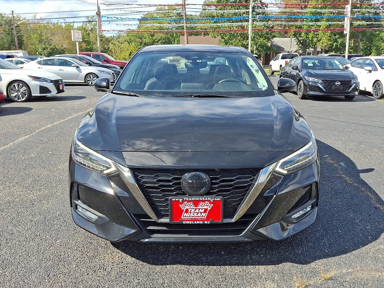 2022 Nissan Sentra SR photo 2