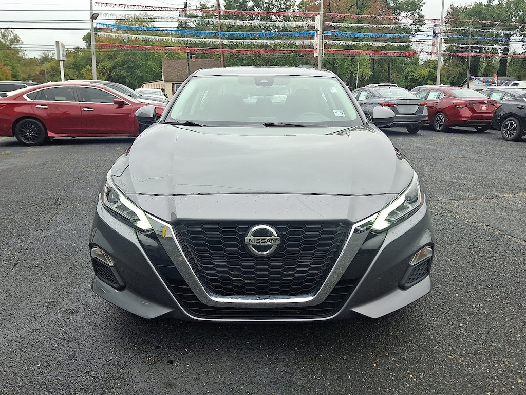 Certified 2022 Nissan Altima 2.5 SV Sedan