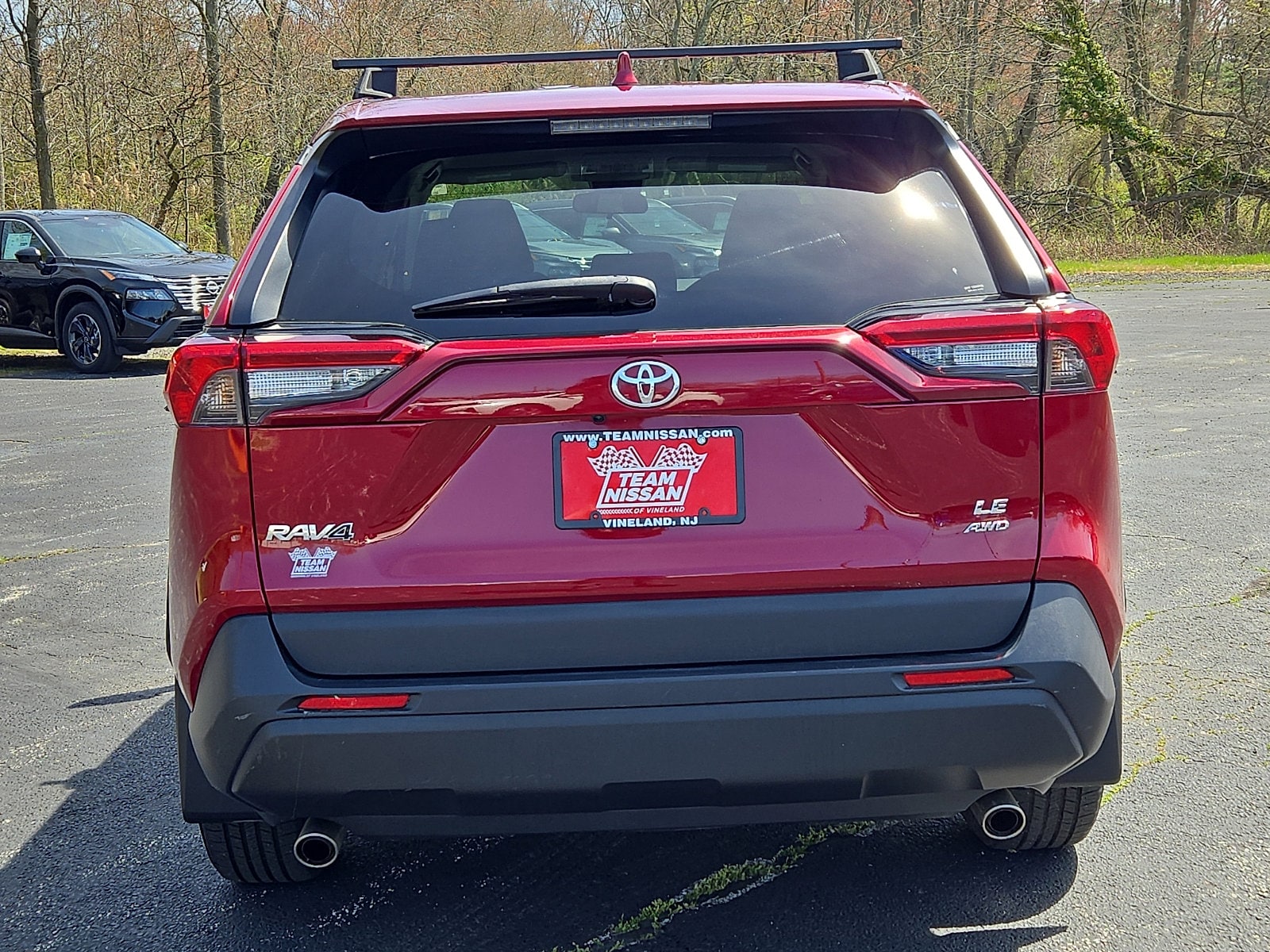 2022 Toyota RAV4 LE photo 4