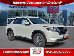 2025 Nissan Pathfinder SL SUV