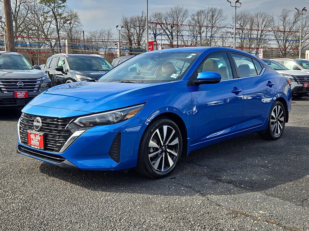 Used 2025 Nissan Sentra SV SV CVT