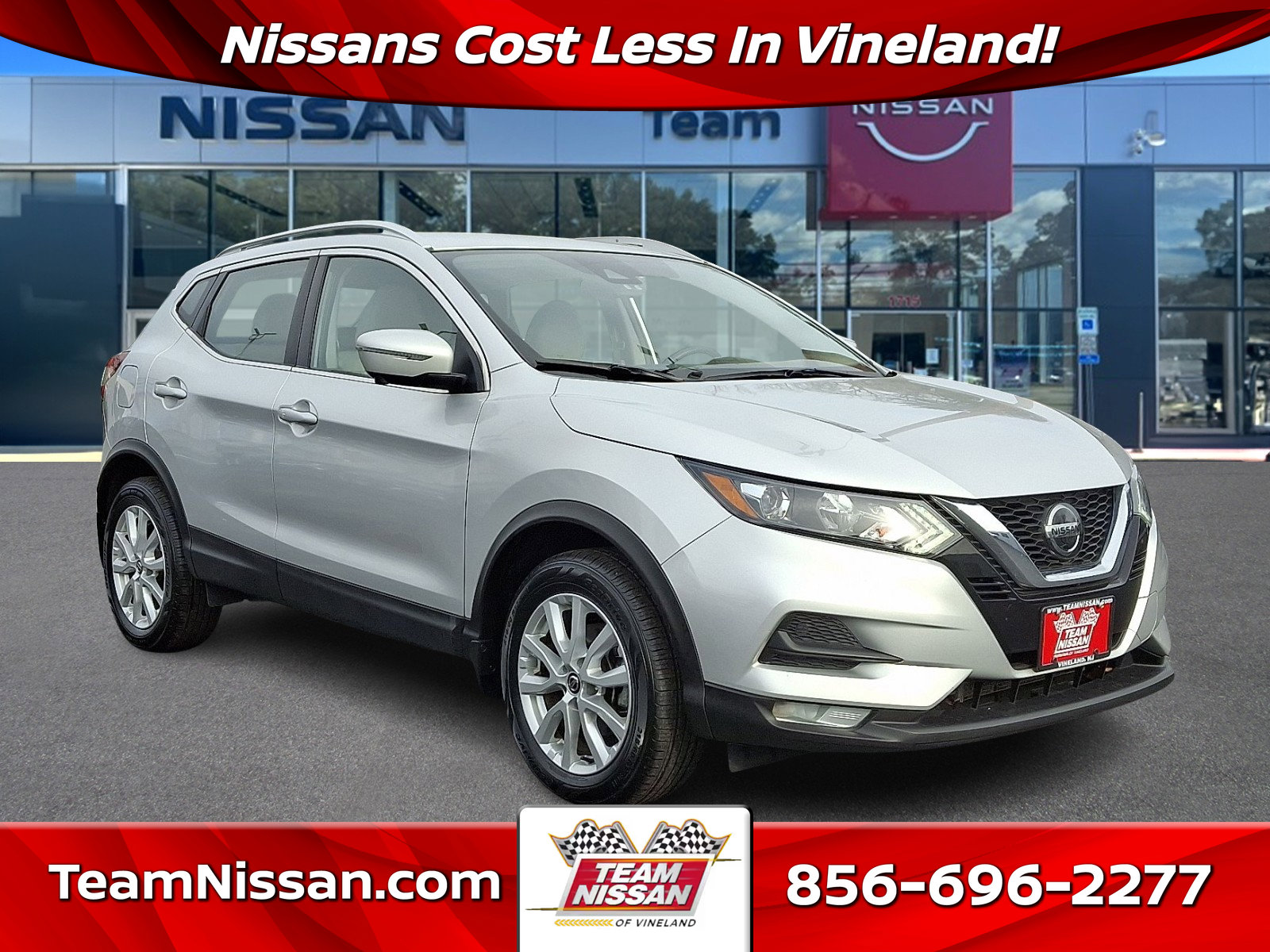 2020 Nissan Rogue Sport SV's photo