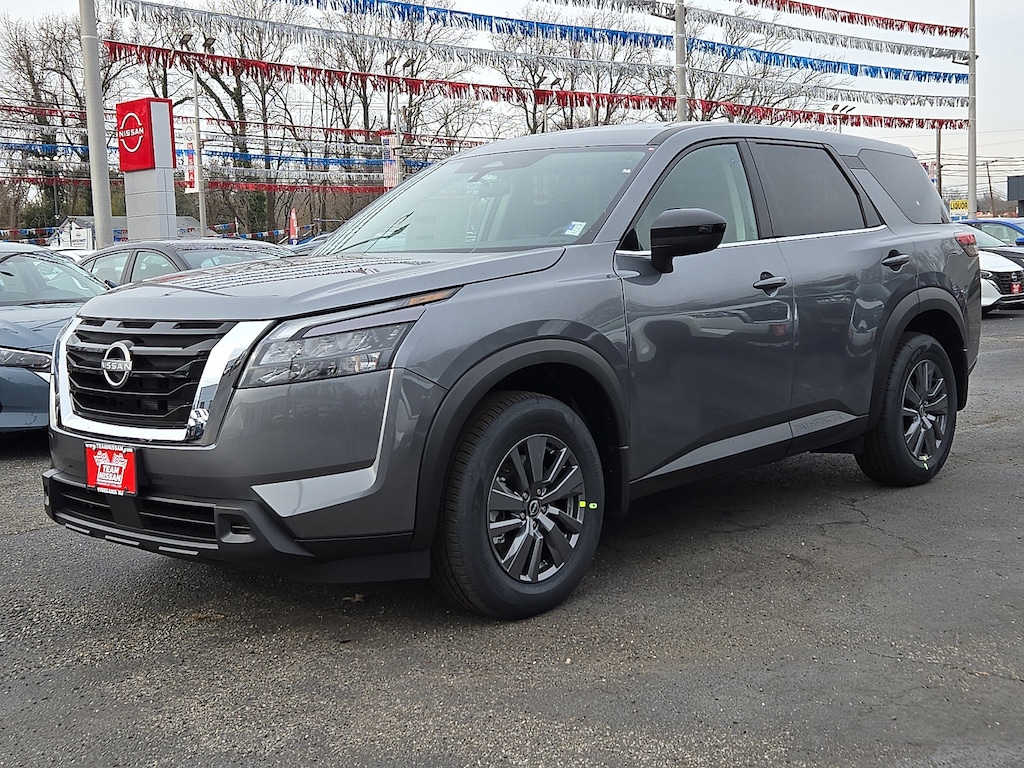 New 2025 Nissan Pathfinder S SUV