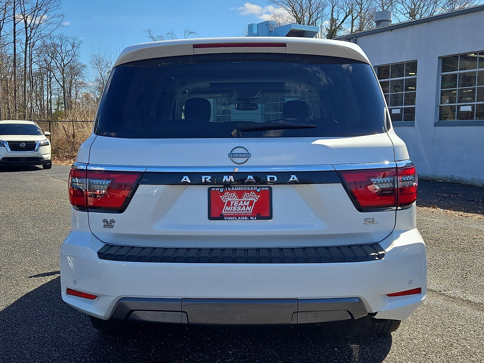 2024 Nissan Armada SL photo 4