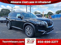 2025 Nissan Pathfinder SL SUV