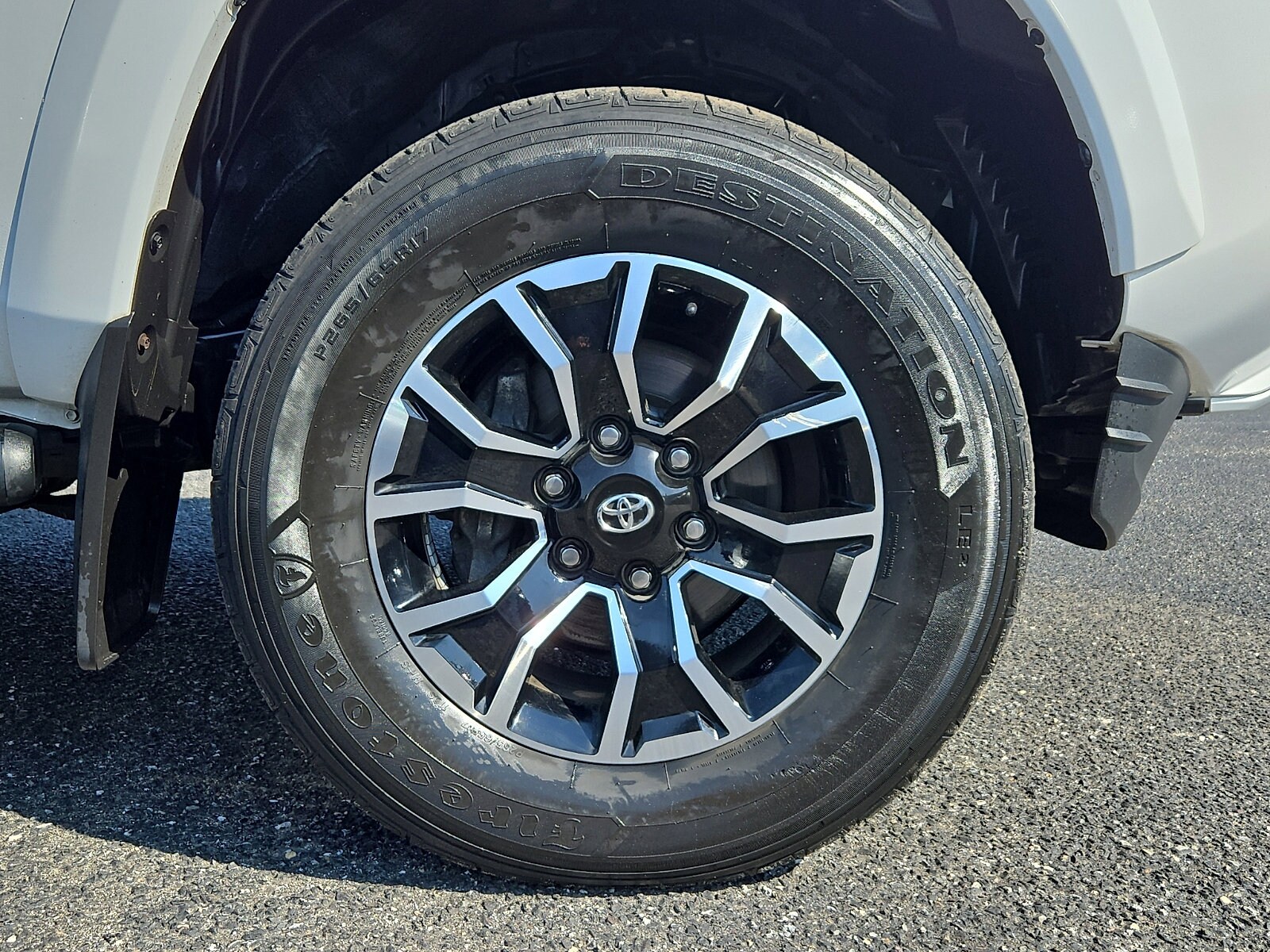 2023 Toyota Tacoma 4WD TRD Sport photo 3