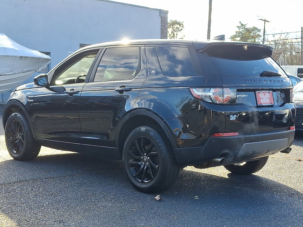 Used 2017 Land Rover Discovery Sport SE SE 4WD