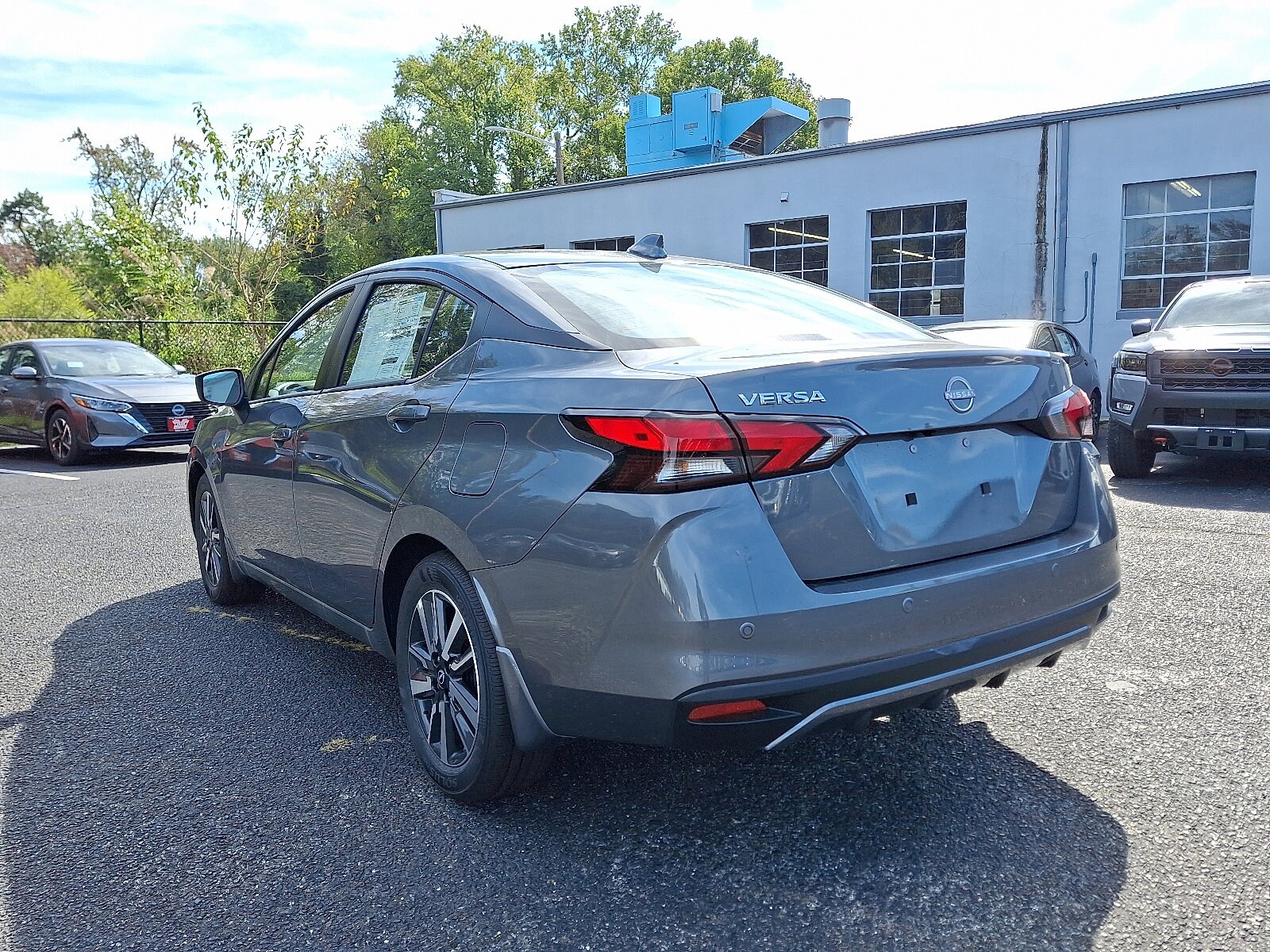 2025 Nissan Versa SV photo 2