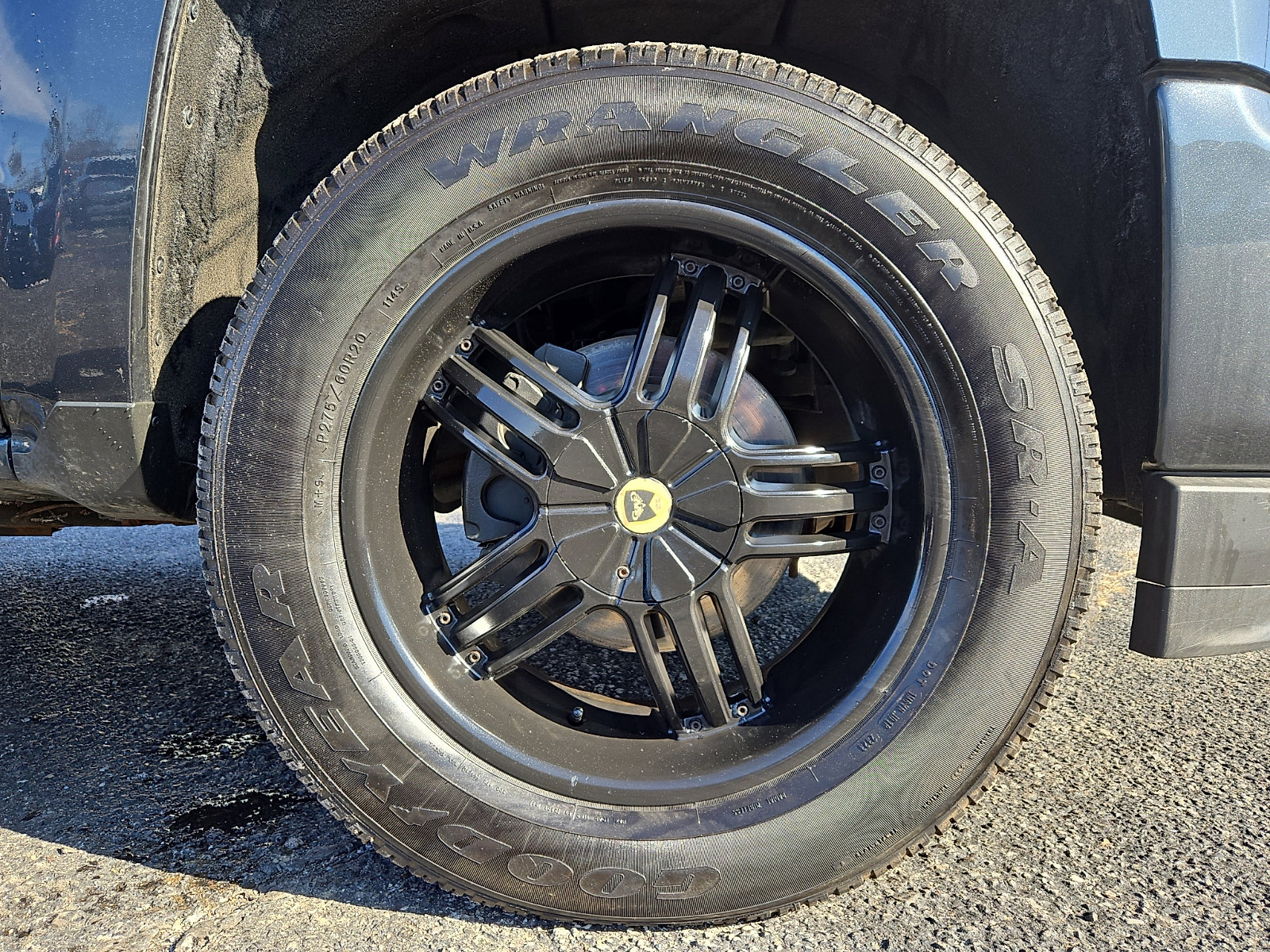 2017 Chevrolet Silverado 1500 LT photo 3