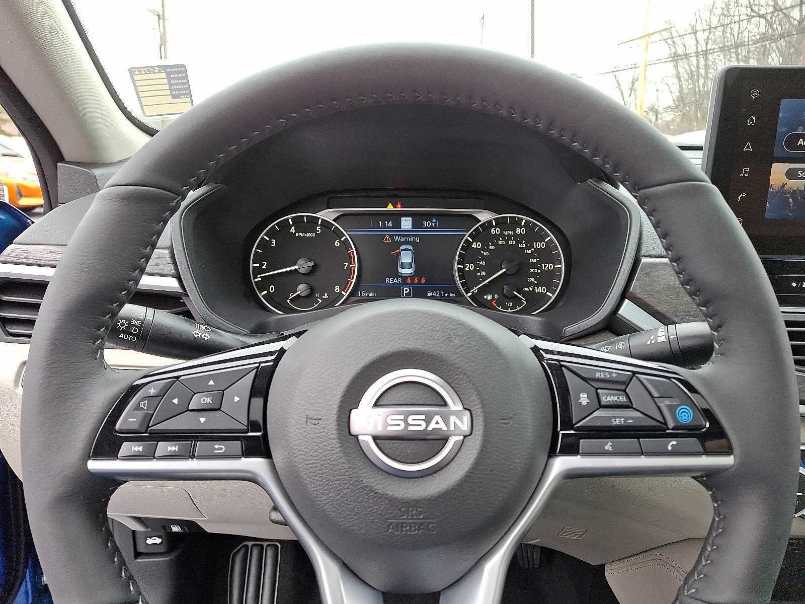 2025 Nissan Altima SL - Photo 9