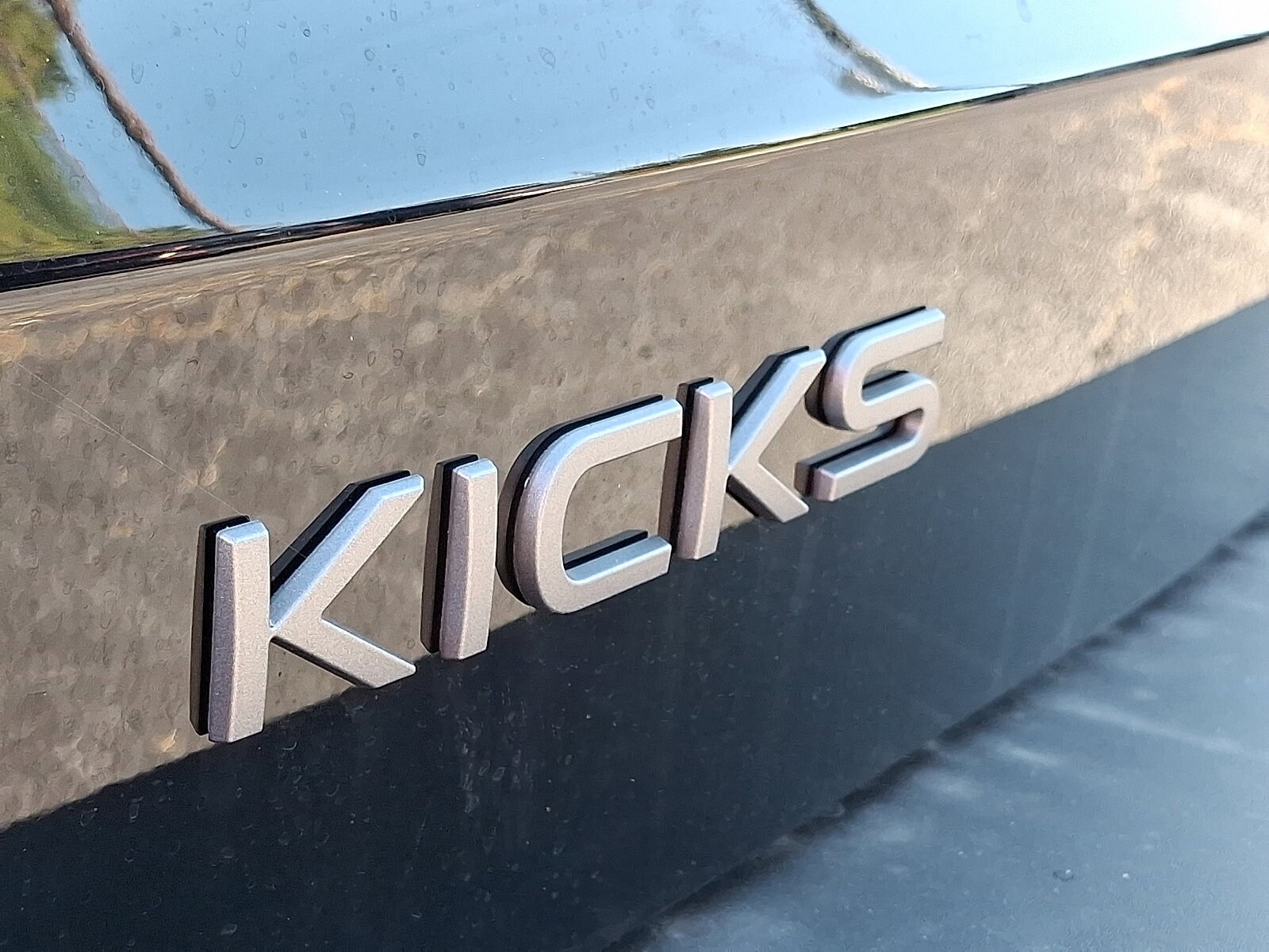 2025 Nissan Kicks SR AWD - Photo 11
