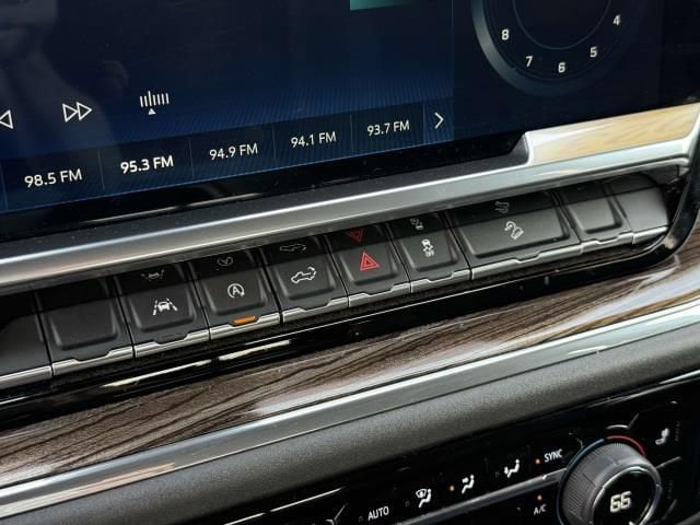 2023 Chevrolet Silverado 1500 LT - Photo 25