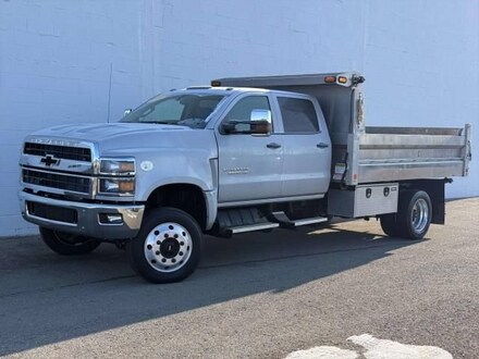 2019 Chevrolet Silverado 5500 HD Work Truck Chassis Cab Truck