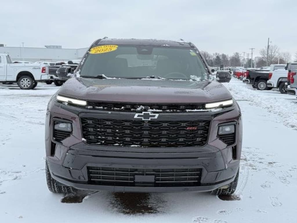 Certified 2025 Chevrolet Traverse RS SUV