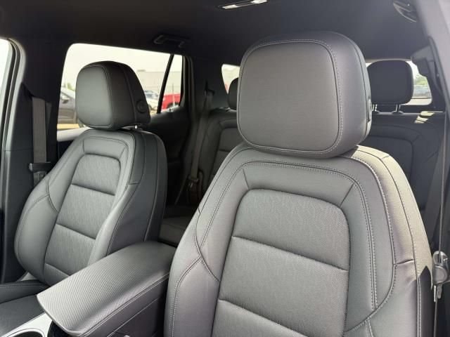 2025 Chevrolet Equinox LT - Photo 13
