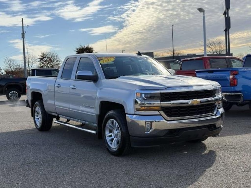 Used 2017 Chevrolet Silverado 1500 LT Truck Double Cab