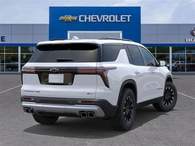 2026 Chevrolet Traverse Z71 photo 3