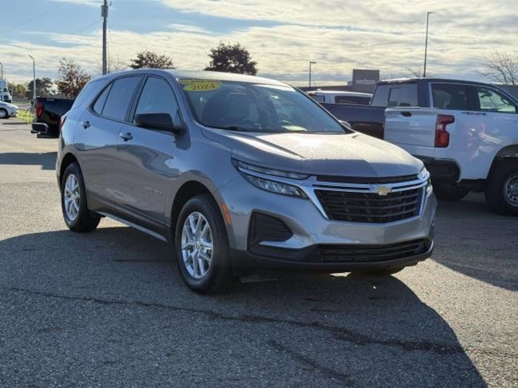 Used 2024 Chevrolet Equinox LS SUV
