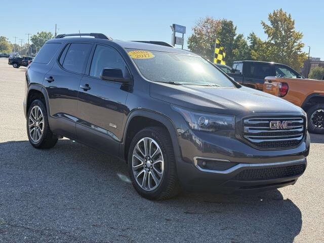 2017 Gmc Acadia SLT photo 3