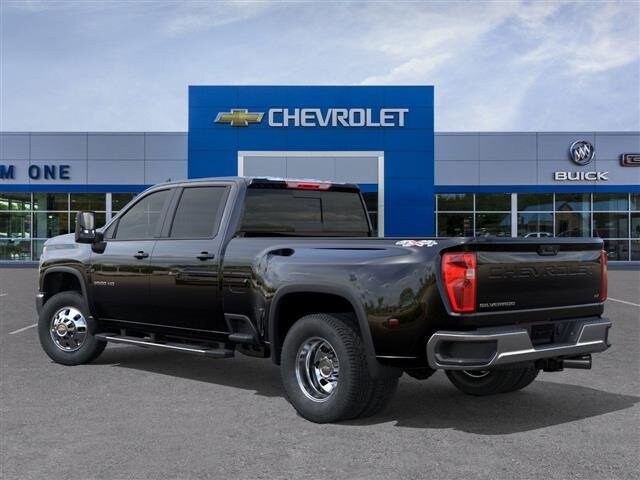 2026 Chevrolet Silverado LT photo 3